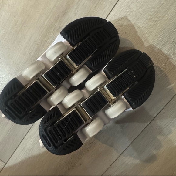 Kids 2 in 1 boys/ girls/ unisex roller skate shoes kids 5 - Picture 8 of 12